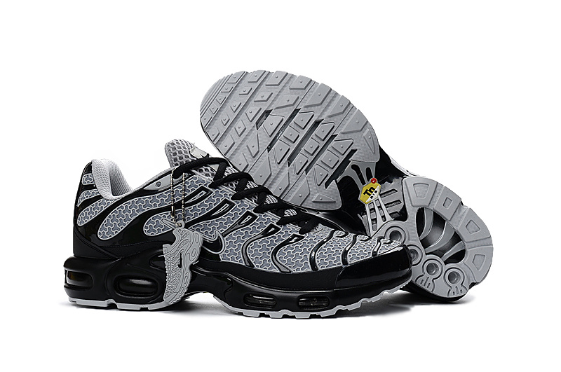 basket nike tn